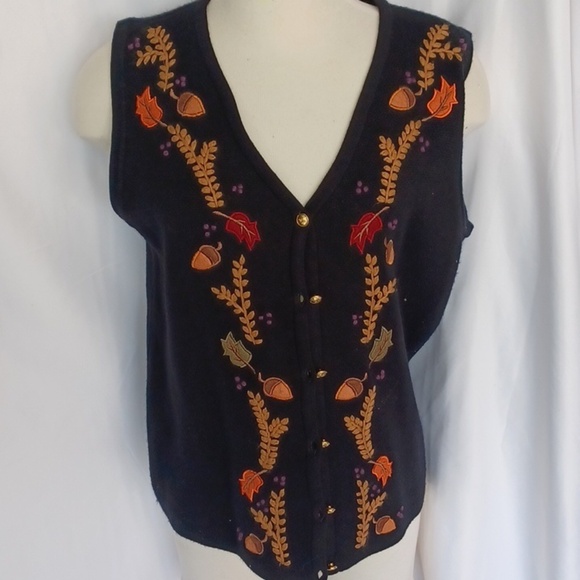 Crystal-Kobe Jackets & Blazers - Vintage Crystal Kobe Sz M Fall Sweater Vest Black Acorn Leaves Embroidered